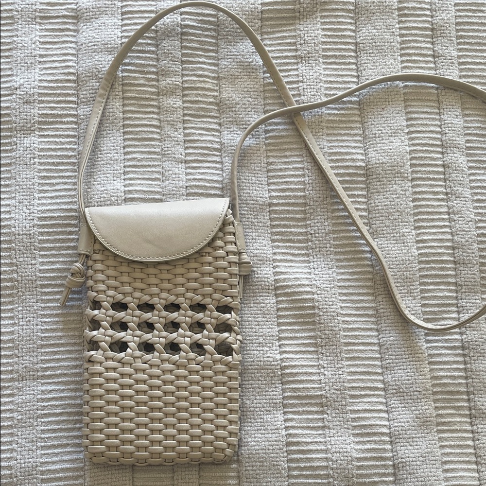 Woven purse